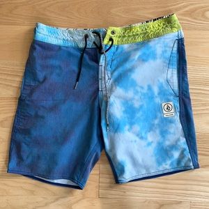 Volcom board shorts